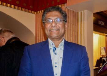 神韻牛津巡演四天五場圓滿落幕  各界精英感佩啓迪神性