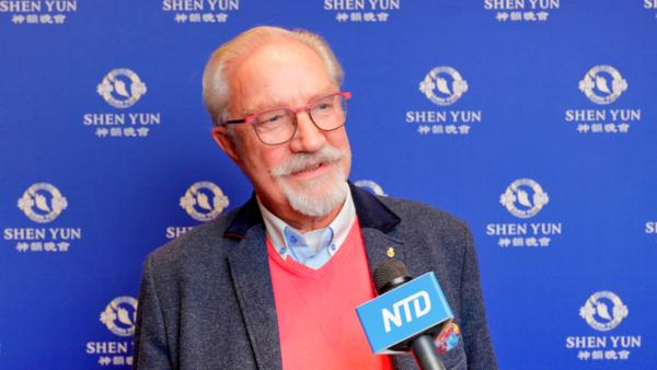 2026年2月9日下午，美國神韻紐約藝術團在德國首都柏林德意志歌劇院上演了今年當地第二場演出。貴族傳統榮譽組織的司庫兼董事會成員Karl-Heinz Meyer觀看了演出。（圖片來源：新唐人電視台）