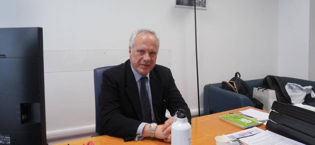 2月13日，黨派協調人兼AGENS總監Fabrizio Molina先生接受了大紀元的採訪。（圖片來源：麥蕾／大紀元）