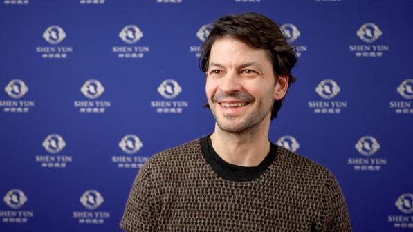 2026年2月21日下午，瑞士花樣滑冰冠軍Stéphane Lambiel在Beaulieu劇院觀看了神韻國際藝術團今年在洛桑的第二場演出。（圖片來源：新唐人電視台）