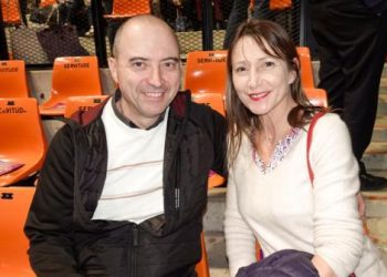 斯特拉斯堡冬季寒氣逼人 法國觀眾看神韻熱情不減