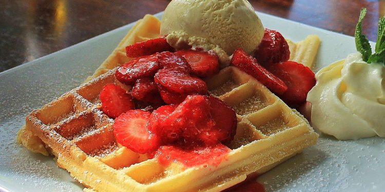 比利時傳統特色甜品——華夫餅和它的故事