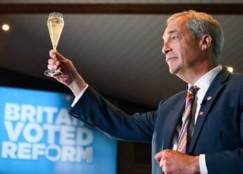 【英政壇歷史性巨變】英改革黨在地方選舉中大勝 斯塔默相位動搖
