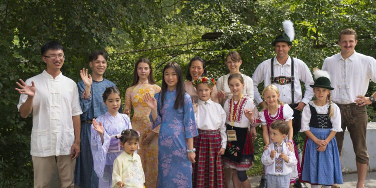讓孩子們不想離開的明慧夏令營